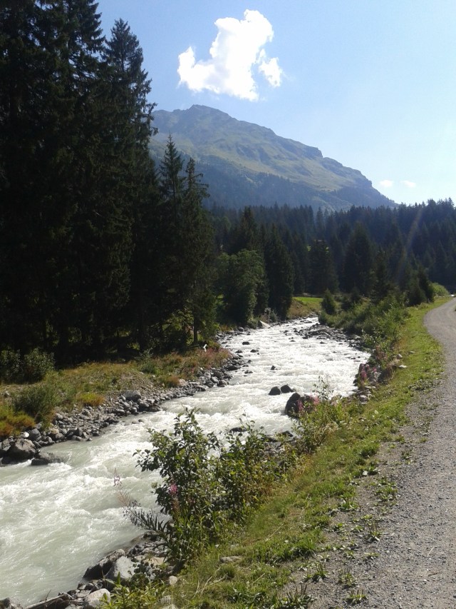 Lauferei - die Landquart flussaufwärts